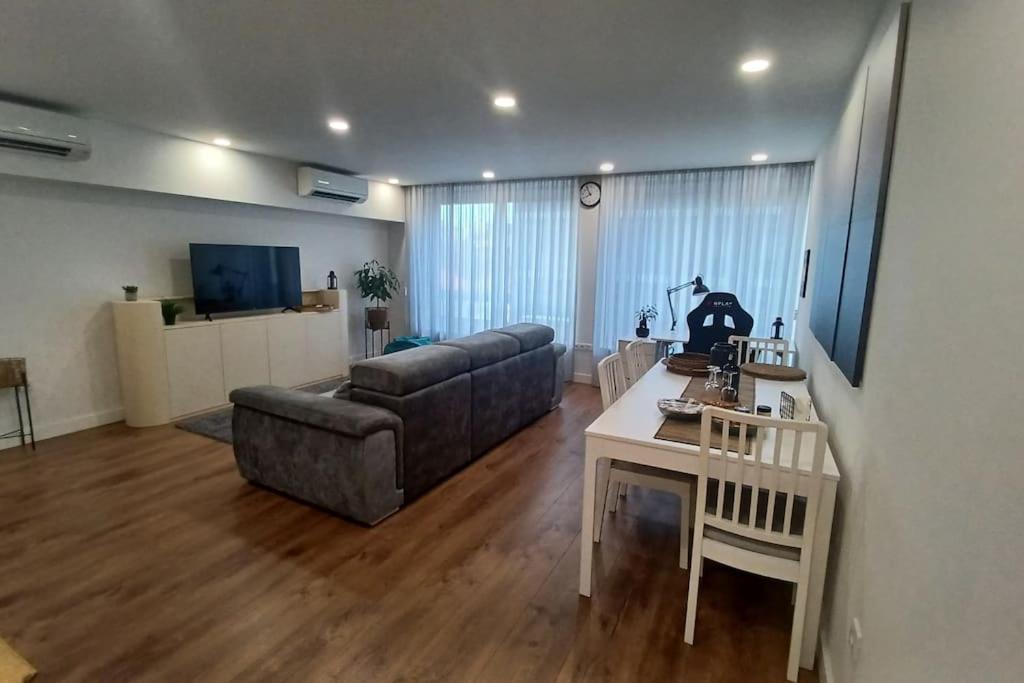 A H - Apartment Oporto Downtown المظهر الخارجي الصورة